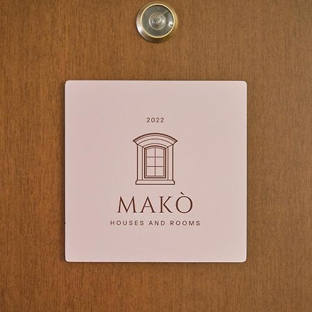 Appartamento Mako House - In Centro Citta Andria Esterno foto