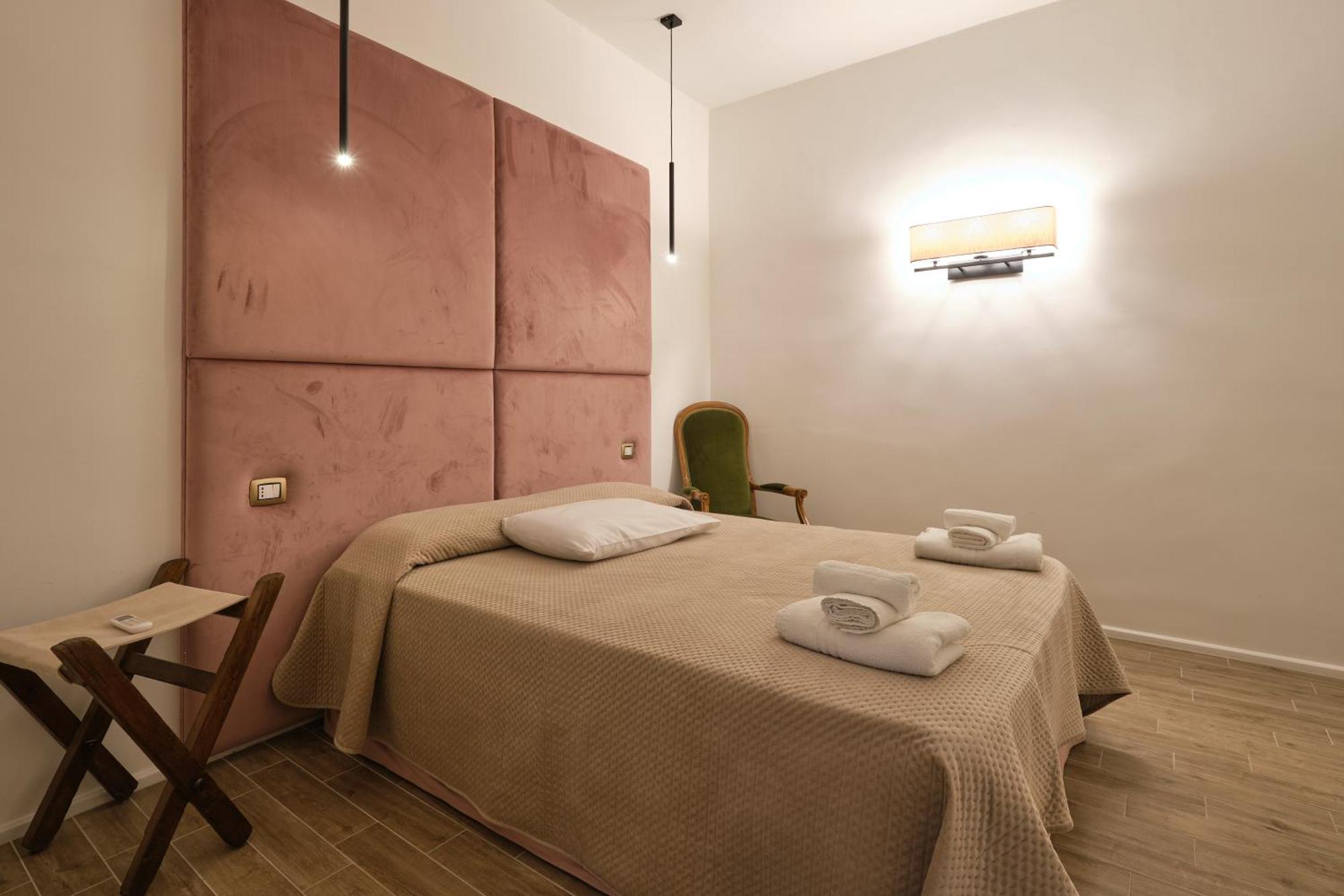 Appartamento Mako House - In Centro Citta Andria Esterno foto