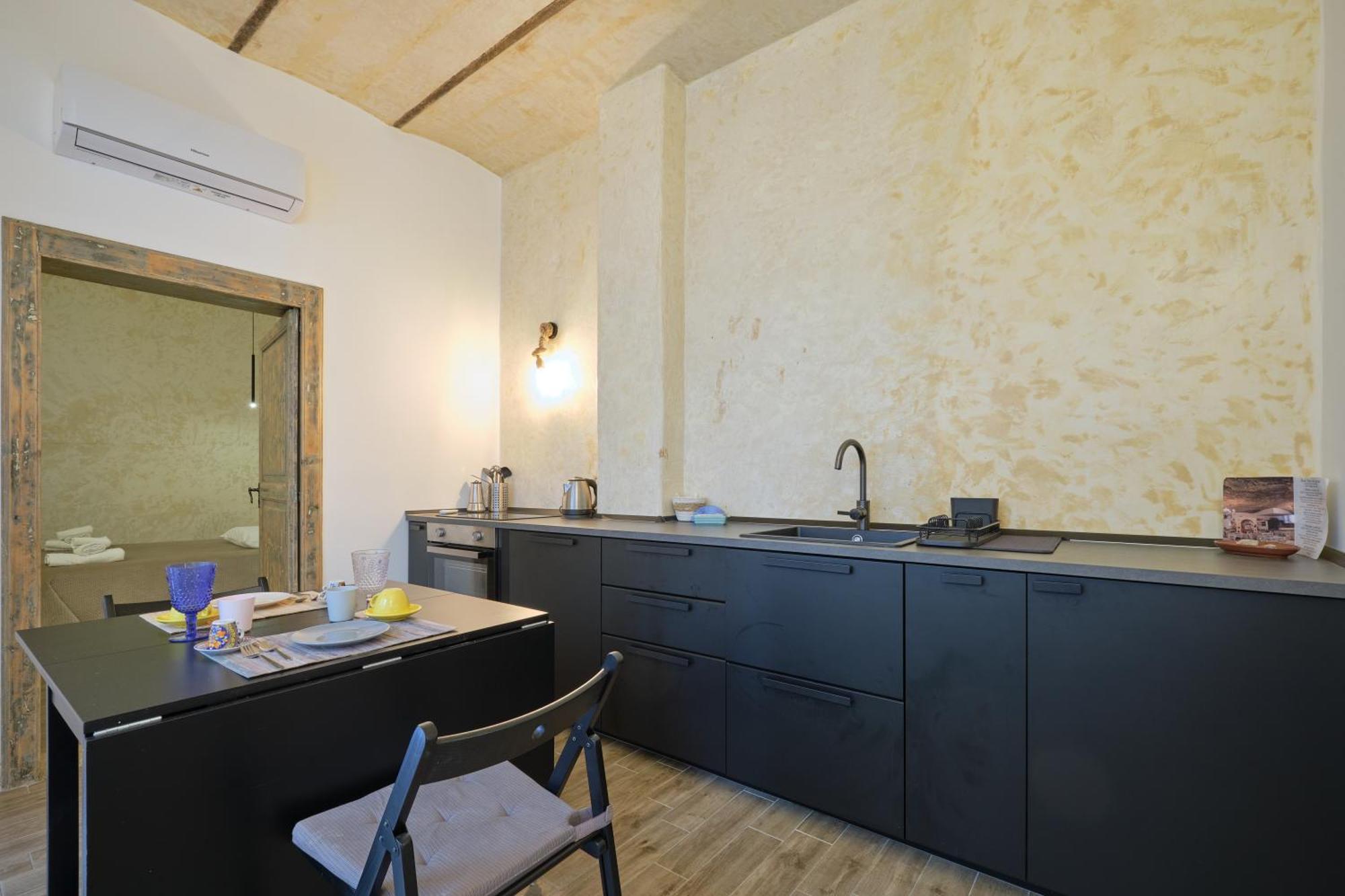 Appartamento Mako House - In Centro Citta Andria Esterno foto