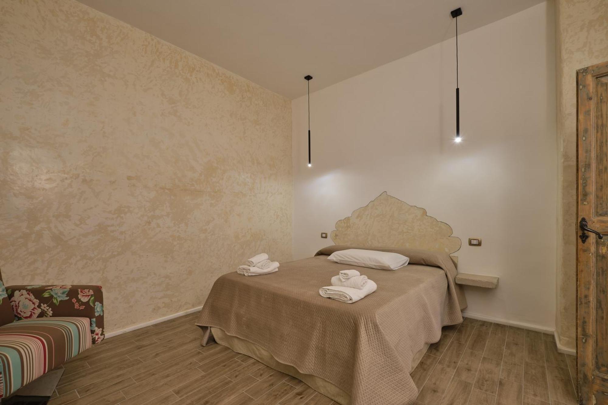 Appartamento Mako House - In Centro Citta Andria Esterno foto